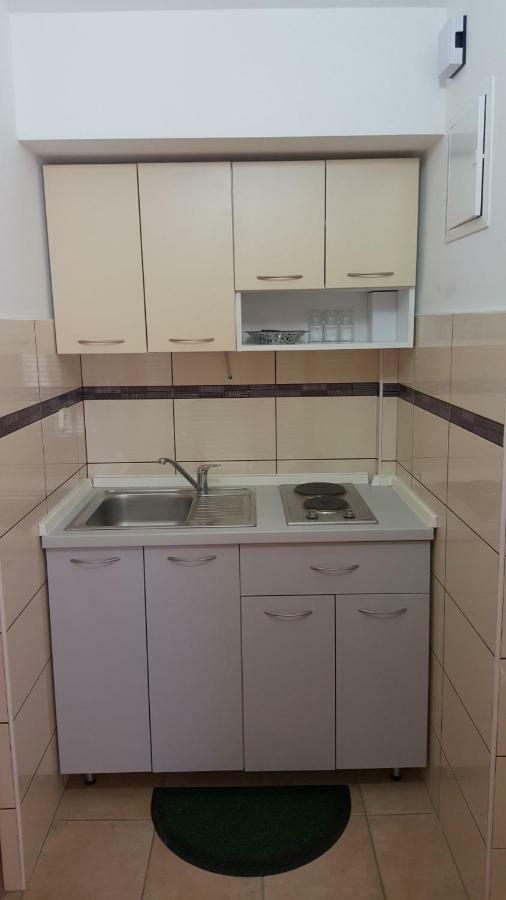 Apartmani Vesna Pinezići Exterior foto